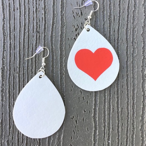 Heart earring - Picture 4 of 5